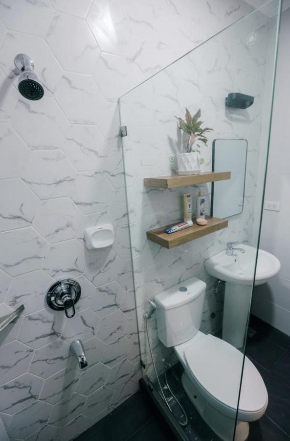 Two Bedroom Residential Home With Own Parking Angeles Exteriör bild